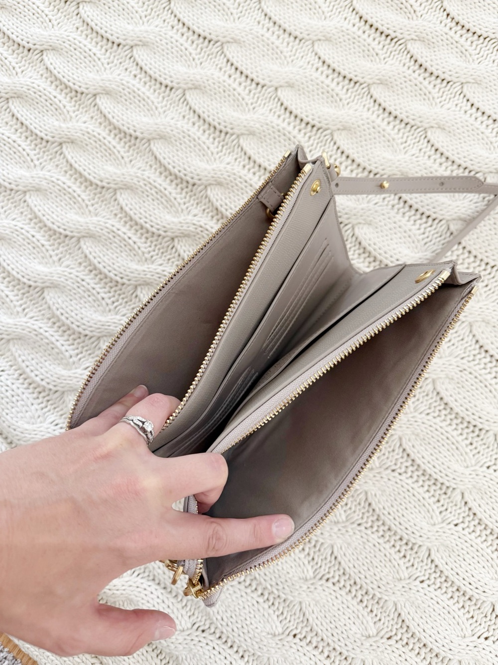 Danger Dover Neutral Beige Crossbody Clutch with Gold Hardware - Picture 6 of 7